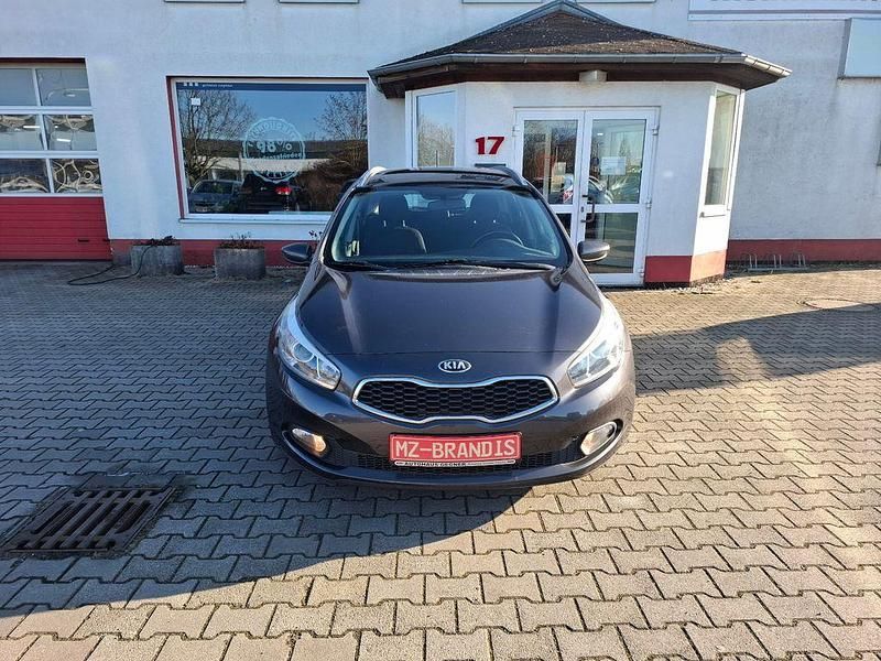 Gebraucht Kia Ceed 135 PS (99 kW) 2013 Kleinwagen