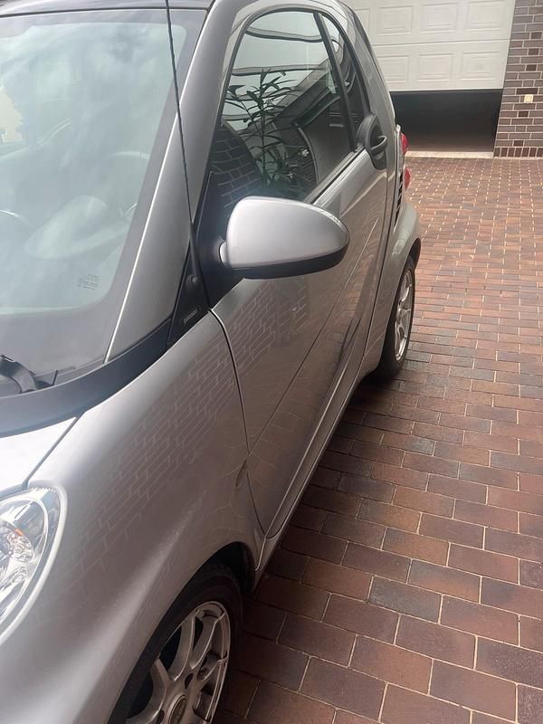 Gebraucht Smart ForTwo Coupé 71 PS (52 kW) 2011 Silber Coupé
