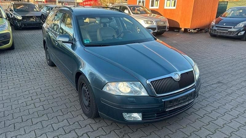 Graphit grau/seda graphite Gebraucht 2005 Skoda Octavia Elegance Kombi | 2.800 € (Fairer Preis) - Bild 1/4