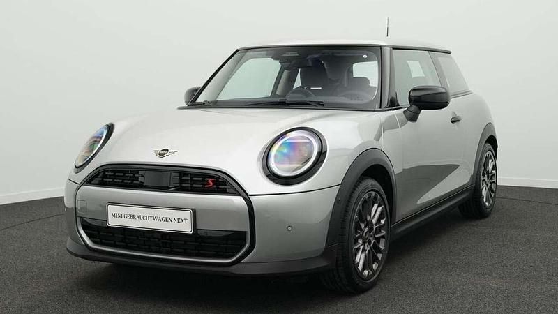 Grau Gebraucht 2024 Mini Cooper S Classic Kleinwagen | 25.422 € (Guter Preis) - Bild 1/4