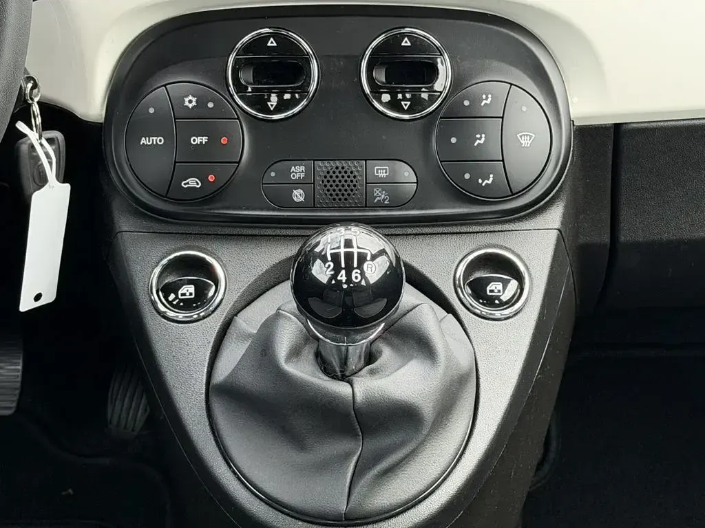 Gebraucht Fiat 500 Lounge 69 PS (50 kW) 2020 Weiß Limousine