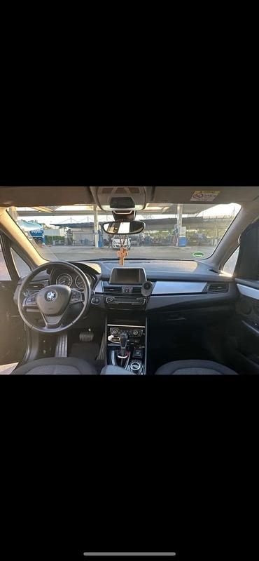 Gebraucht BMW 218 Active Tourer Advantage 150 PS (110 kW) 2016 Schwarz Van / Kleinbus