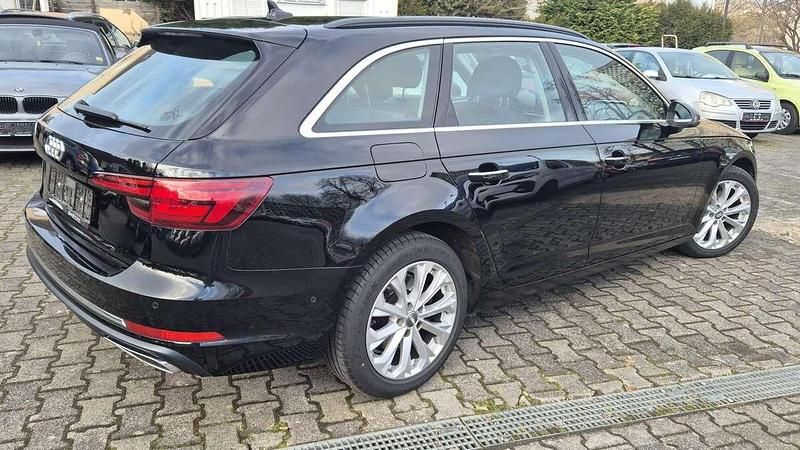 Gebraucht Audi A4 Design 150 PS (110 kW) 2019 Brillantschwarz Kombi