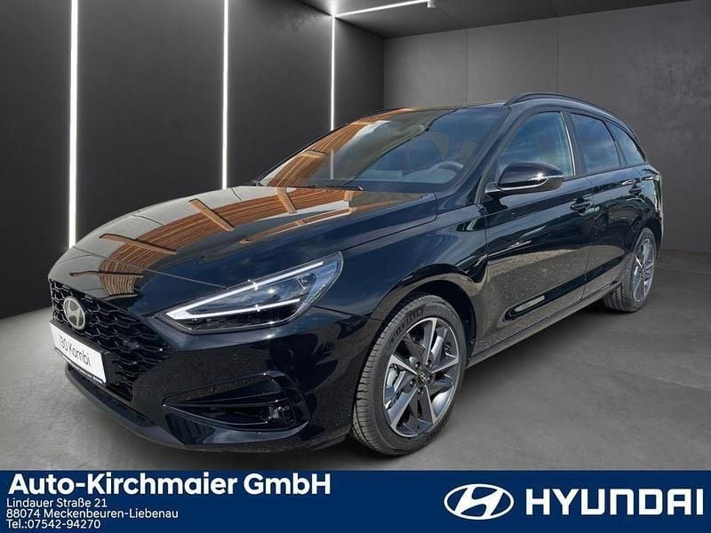 Schwarz Neu 2025 Hyundai i30 Advantage Kombi | 30.280 € (Etwas zu teuer) - Bild 1/4