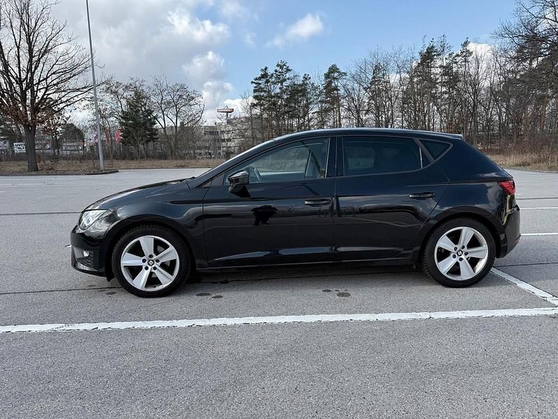 Gebraucht Seat Leon FR 140 PS (102 kW) 2013 Schwarz Limousine