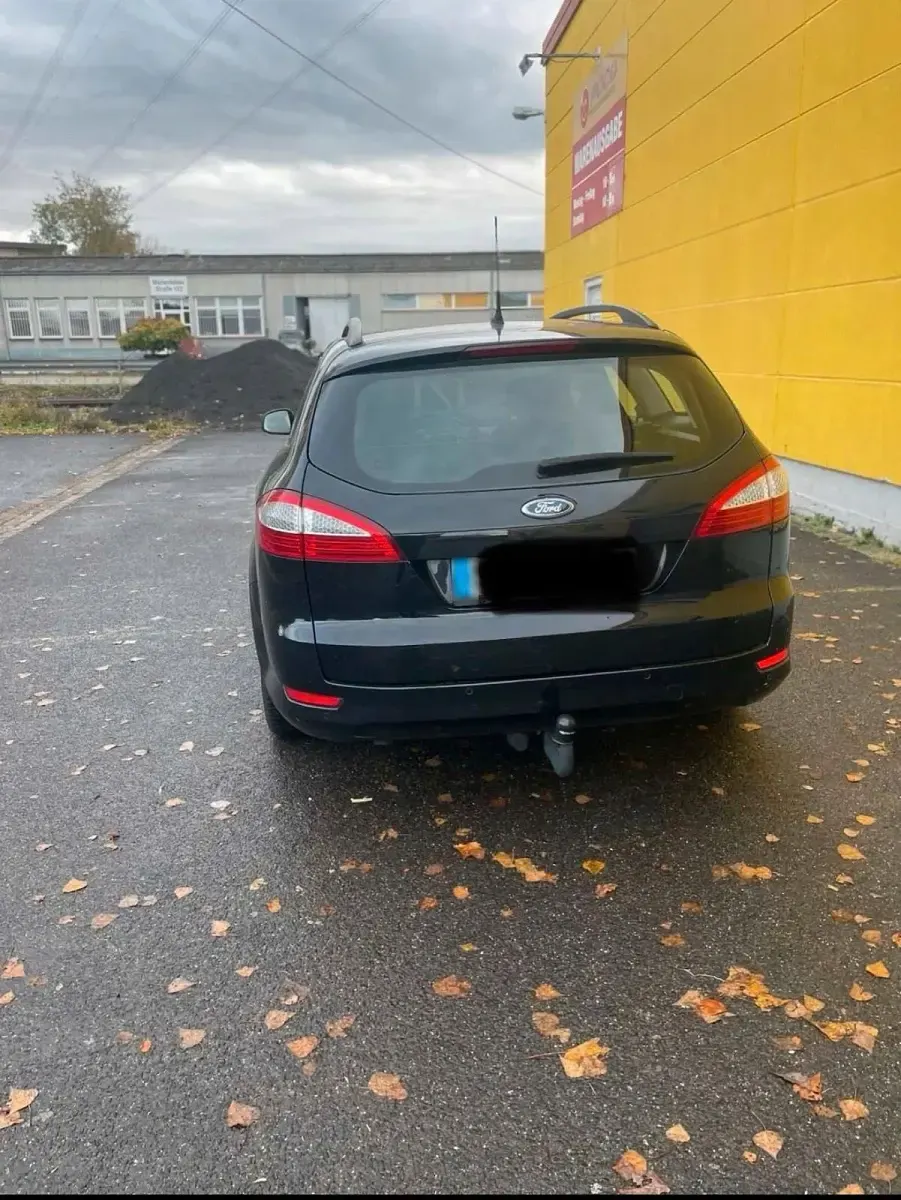 Używany Ford Mondeo 130 KM (95 kW) 2010 Czarny Kombi