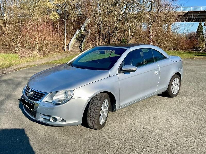 Gebraucht VW Eos Edition 140 PS (102 kW) 2009 Silber Cabrio
