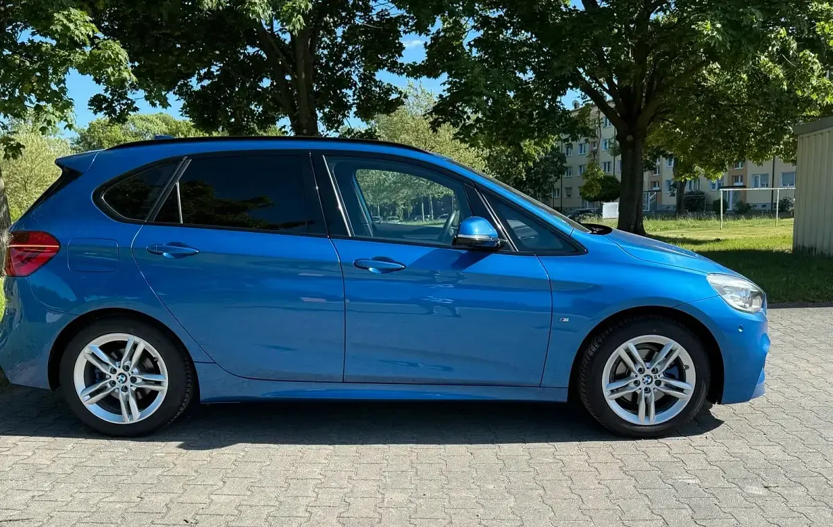 Gebraucht BMW 218 M Sport 136 PS (100 kW) 2018 Blau Kombi