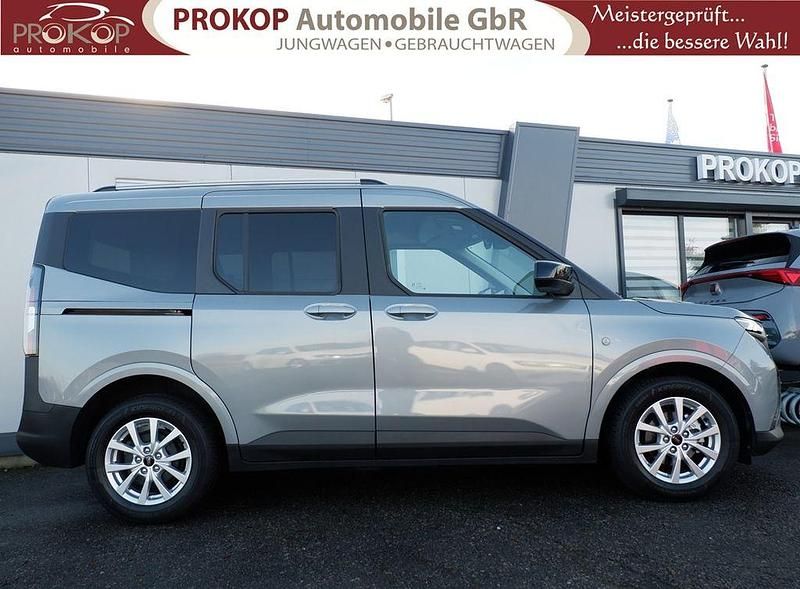 Gebraucht Ford Tourneo Courier Titanium 125 PS (91 kW) 2024 Grau Van / Kleinbus
