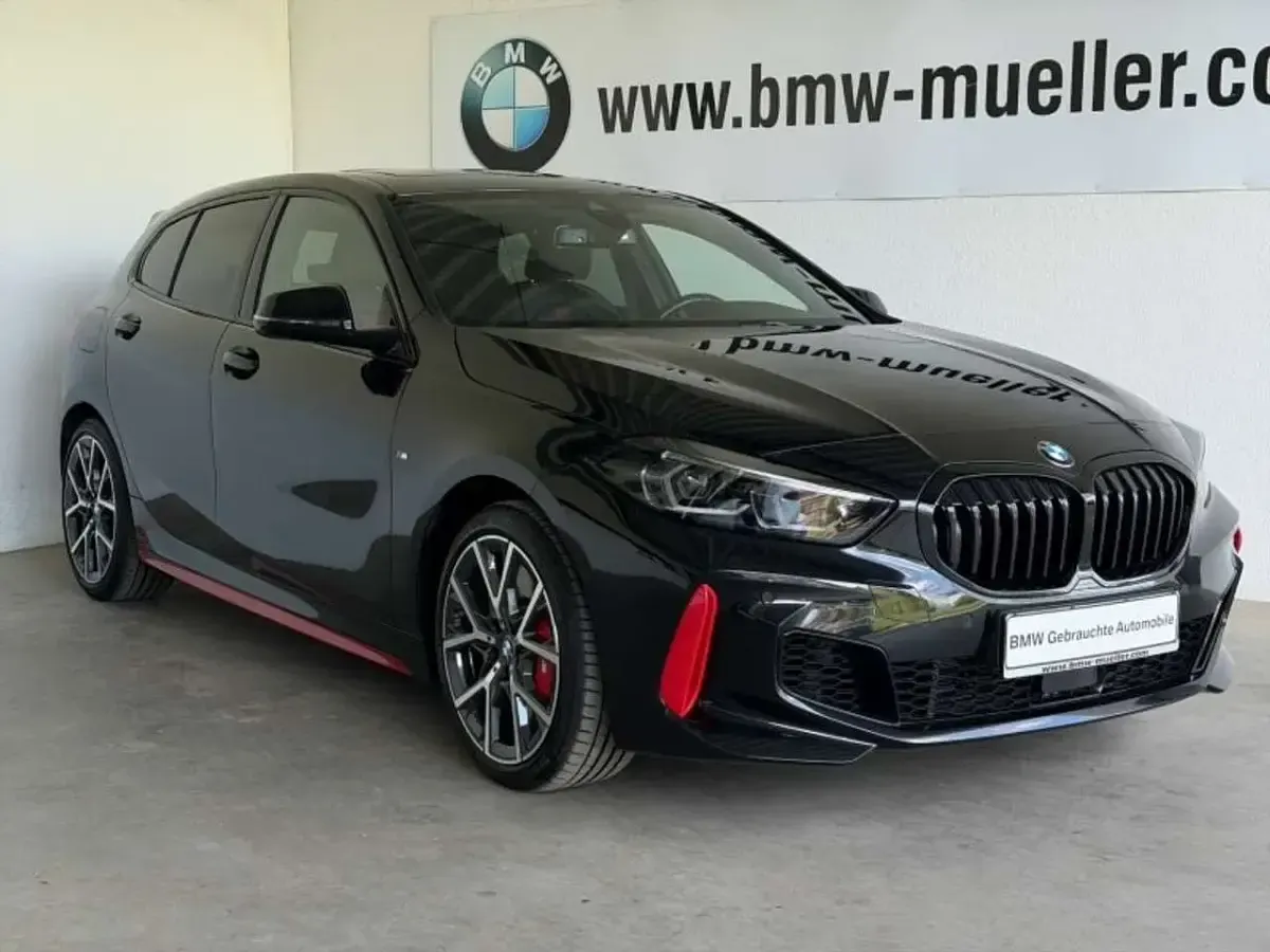 Gebraucht BMW 128 Performance 265 PS (194 kW) 2023 Black sapphire metallic Limousine