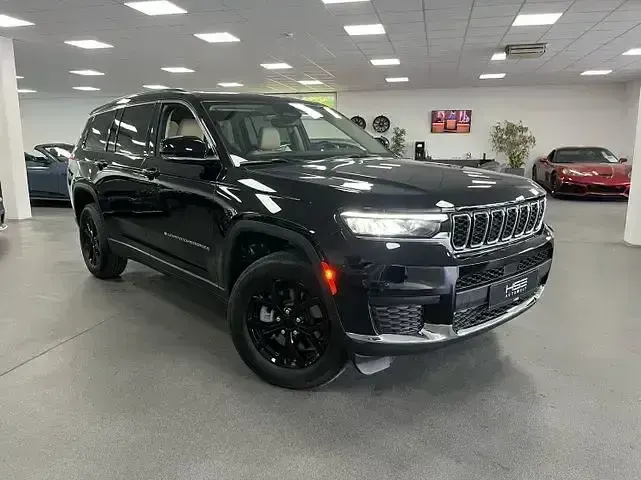 Gebraucht Jeep Grand Cherokee Limited 294 PS (216 kW) 2022 Schwarz SUV