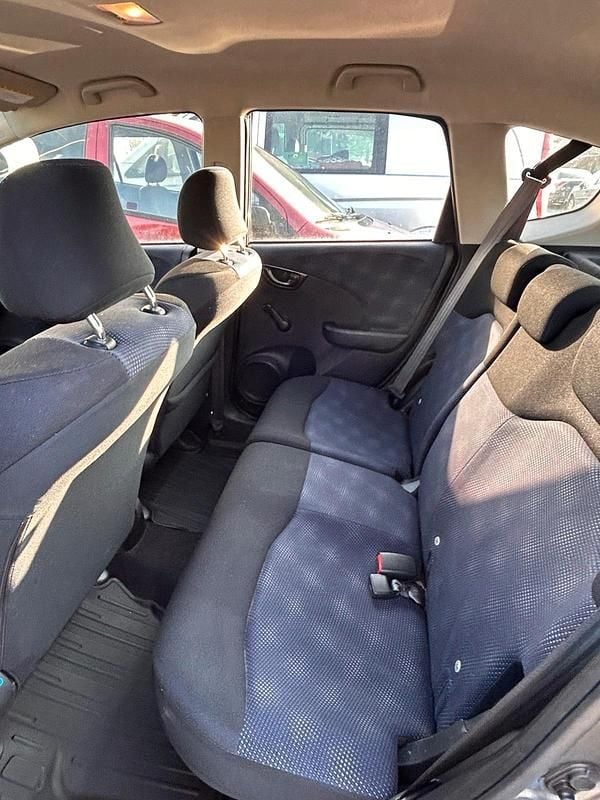 Gebraucht Honda Jazz 90 PS (66 kW) 2013 Silber Kleinwagen