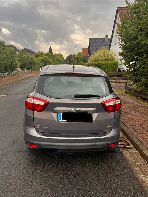 Gebraucht Ford C-MAX Titanium 125 PS (91 kW) 2014 Andere farben Van / Kleinbus