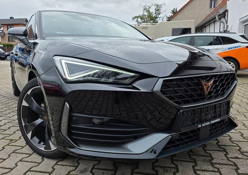 Schwarz Gebraucht 2024 Cupra Leon Limousine | 24.499 € (Superpreis) - Bild 1/4