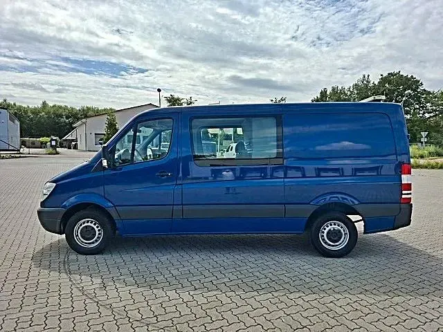 Gebraucht Mercedes Sprinter 129 PS (94 kW) 2009 Vandablau