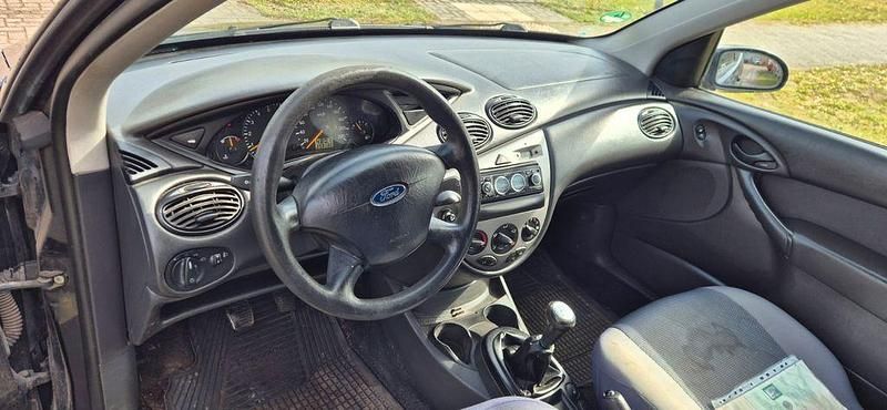 Gebraucht Ford Focus Ambiente 101 PS (74 kW) 2003 Schwarz Limousine