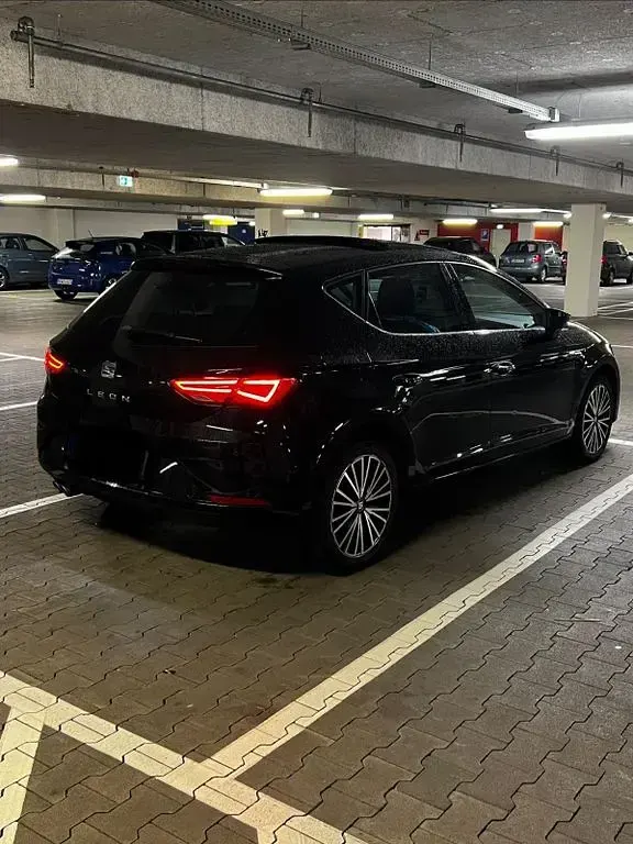 Gebraucht Seat Leon ST XCELLENCE 129 PS (94 kW) 2017 Schwarz Kombi