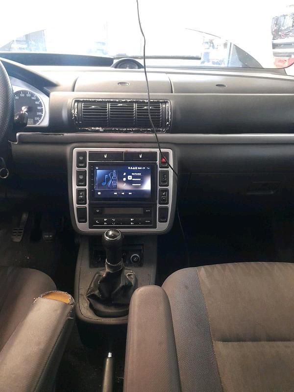 Usado Ford Galaxy 2002 Cinzento Monovolume