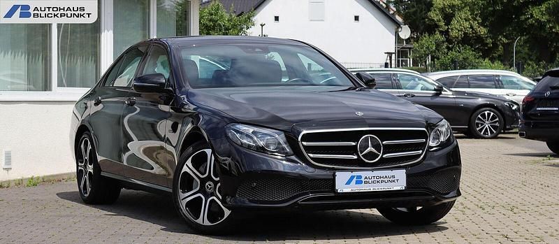 Gebraucht Mercedes E350 299 PS (219 kW) 2018 Schwarz Limousine
