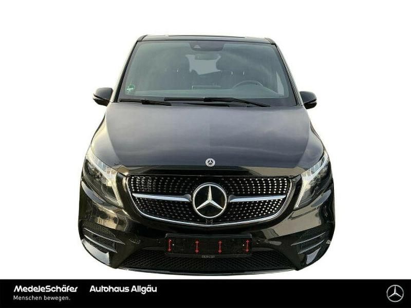 Gebraucht Mercedes 220 AMG 163 PS (119 kW) 2024 Obsidianschwarz (metallic) Kombi