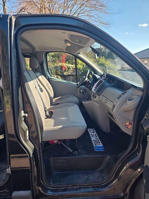 Gebraucht Nissan Primastar 114 PS (83 kW) 2014 Schwarz Van / Kleinbus