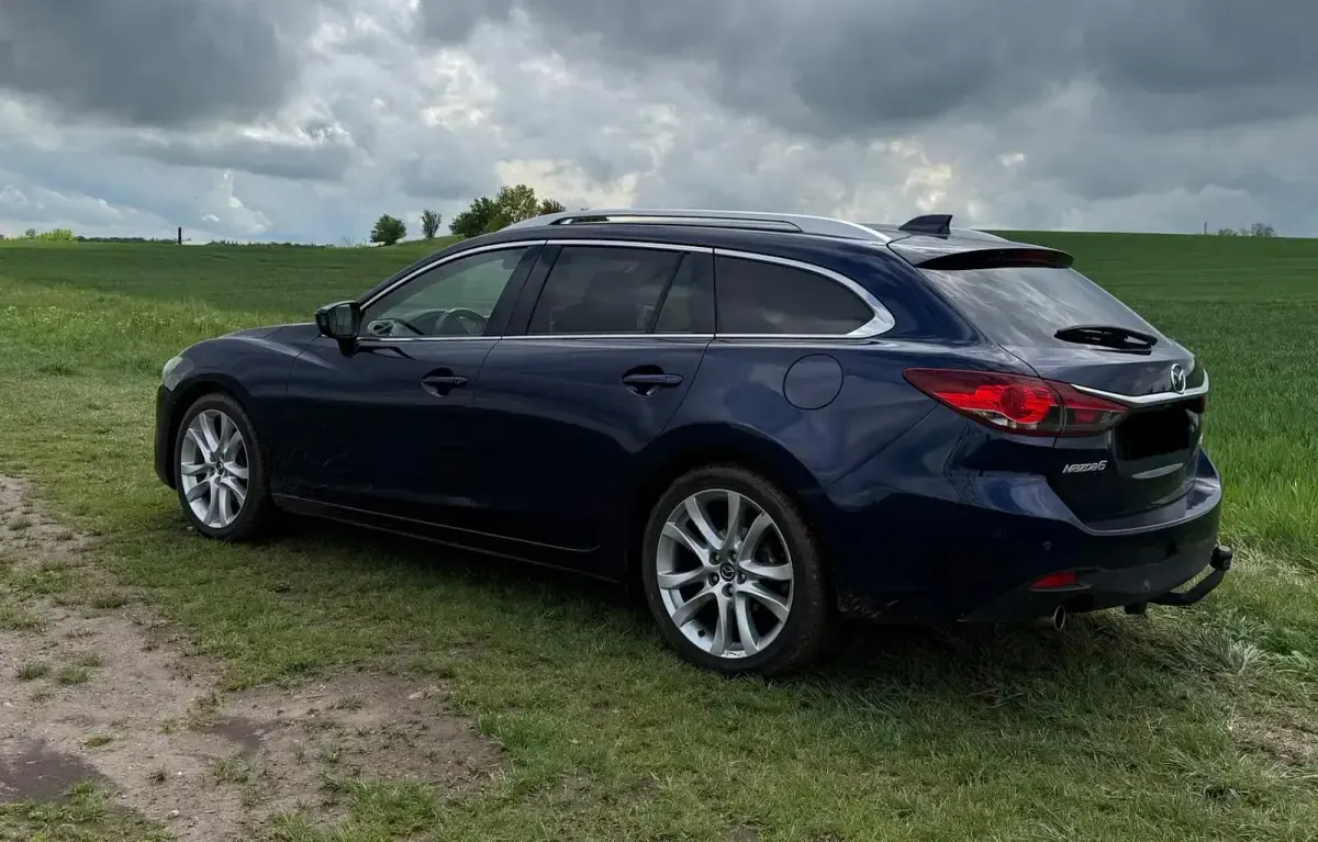 Gebraucht Mazda 6 Center-Line 165 PS (121 kW) 2013 Blau Kombi