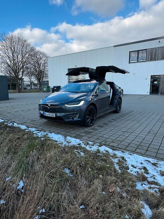 Silber Gebraucht 2020 Tesla Model X SUV | 48.500 € (Fairer Preis) - Bild 1/4