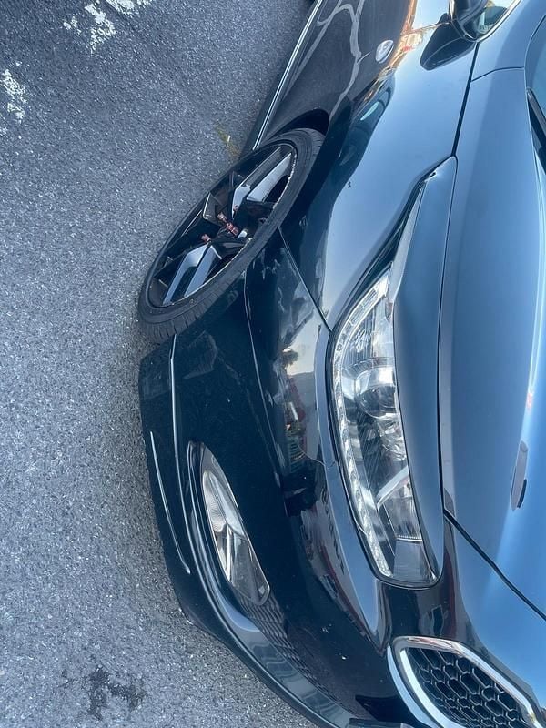 Schwarz Gebraucht 2014 Kia Ceed Kombi | 6.700 € - Bild 1/4