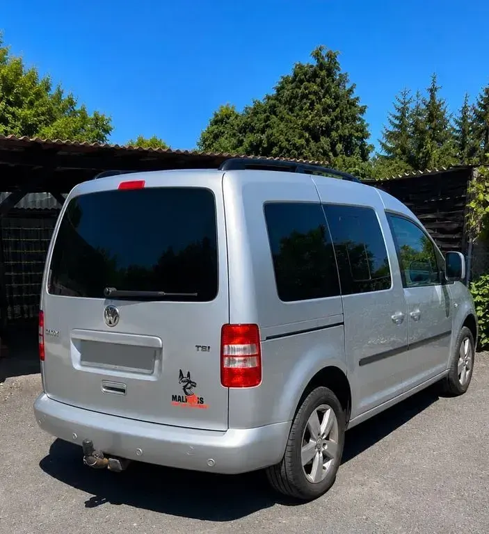 Gebraucht VW Caddy 105 PS (77 kW) 2011 Silber Van / Kleinbus