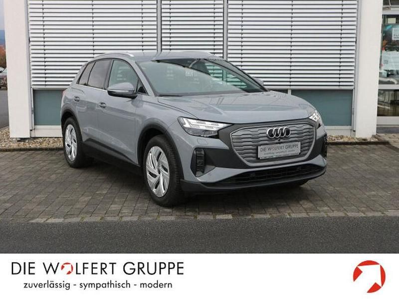 Kieselgrau Gebraucht 2022 Audi Q4 e-tron Basis SUV | 26.880 € (Superpreis) - Bild 1/3