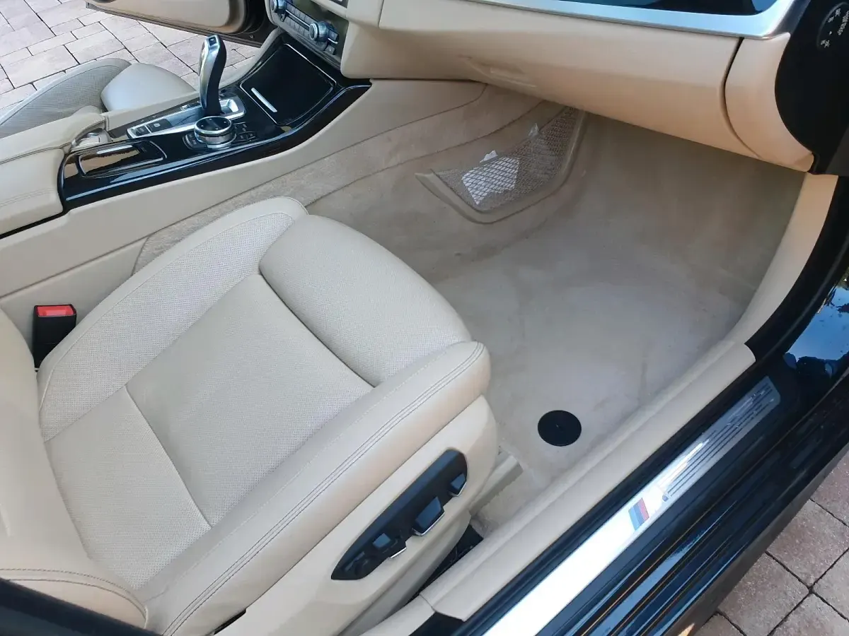 Gebraucht BMW 535 M Sport 313 PS (230 kW) 2013 Schwarz Kombi