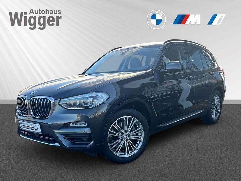 Grau Gebraucht 2019 BMW X3 Luxury Line SUV | 30.900 € (Fairer Preis) - Bild 1/4