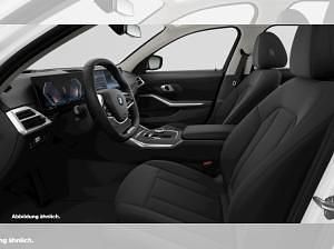 Gebraucht BMW 320 184 PS (135 kW) 2025 Weiß (alpinweiss iii) Kombi
