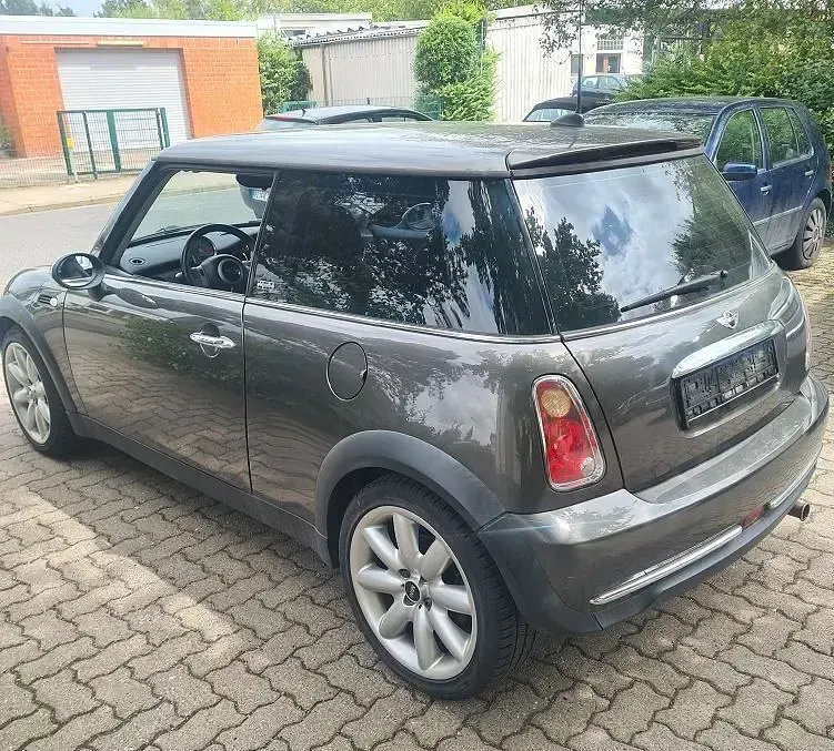 Gebraucht Mini Cooper 90 PS (66 kW) 2006 Grau Kleinwagen