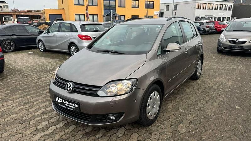 Braun Gebraucht 2010 VW Golf Plus Comfortline Van / Kleinbus | 7.000 € (Fairer Preis) - Bild 1/4