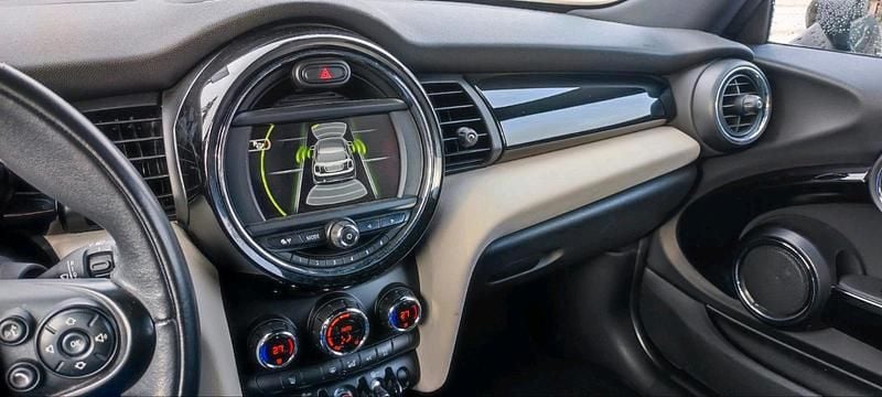 Gebraucht Mini ONE 75 PS (55 kW) 2015 Grün Kleinwagen