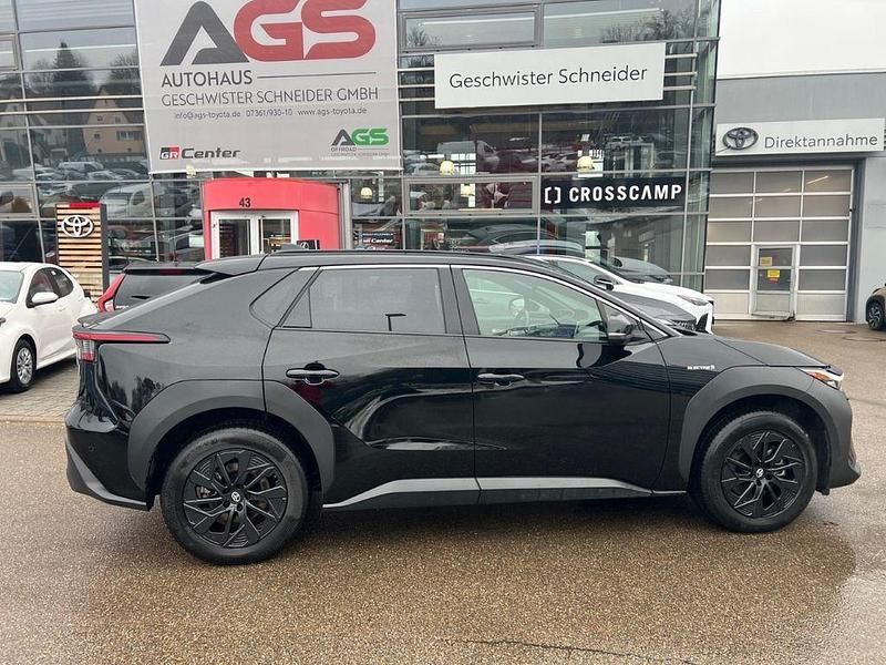 Gebraucht Toyota bZ4X Basis 150 kW (204 PS) 2023 Schwarz SUV