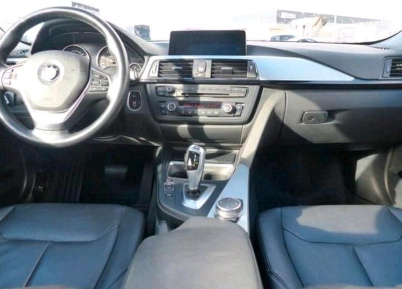 Gebraucht BMW 320 183 PS (134 kW) 2015 Braun Kombi