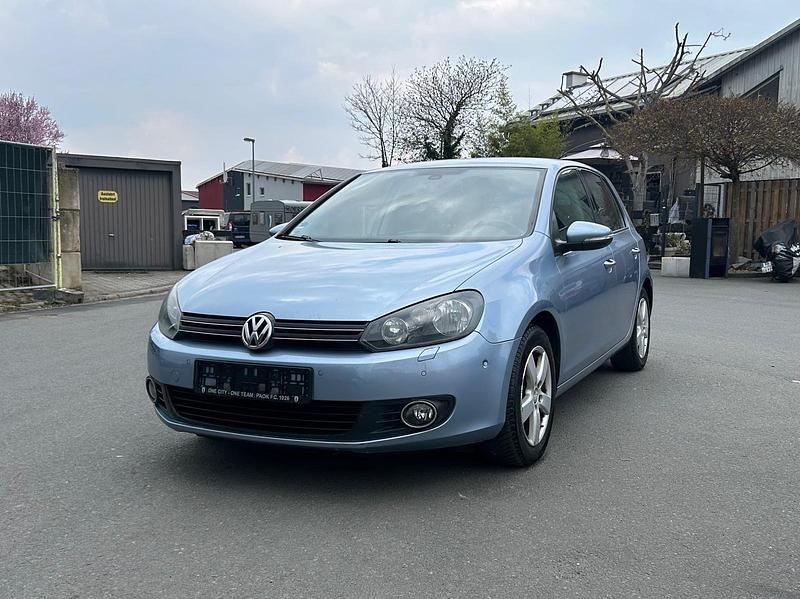 Gebraucht VW Golf VI Team 122 PS (89 kW) 2010 Kleinwagen