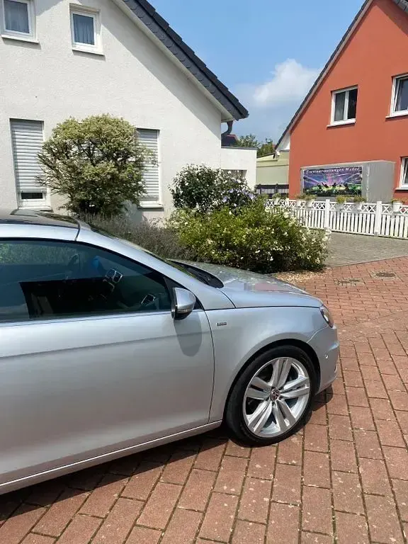 Gebraucht VW Eos Cup 140 PS (102 kW) 2014 Silber Cabrio