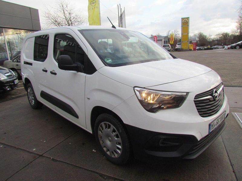 Gebraucht Opel Combo 102 PS (75 kW) 2021 Weiß Van / Kleinbus