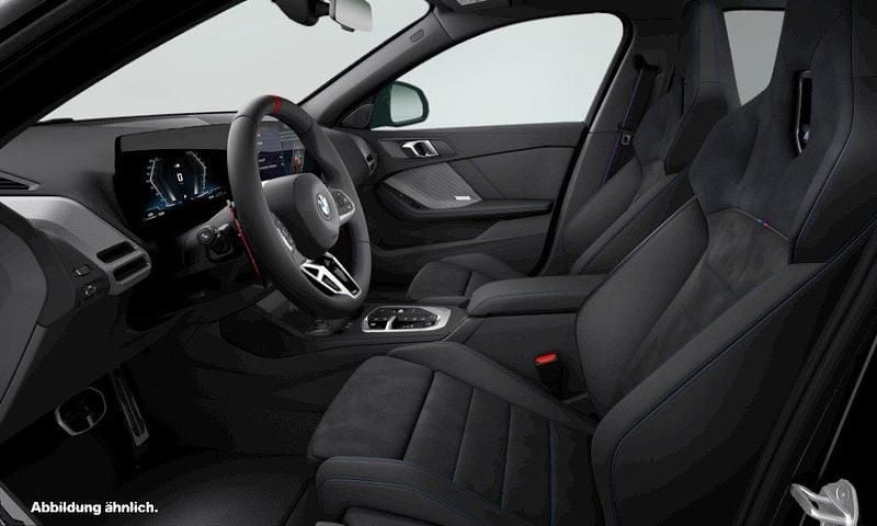 Gebraucht BMW M135 Performance 300 PS (220 kW) 2025 Schwarz Kleinwagen