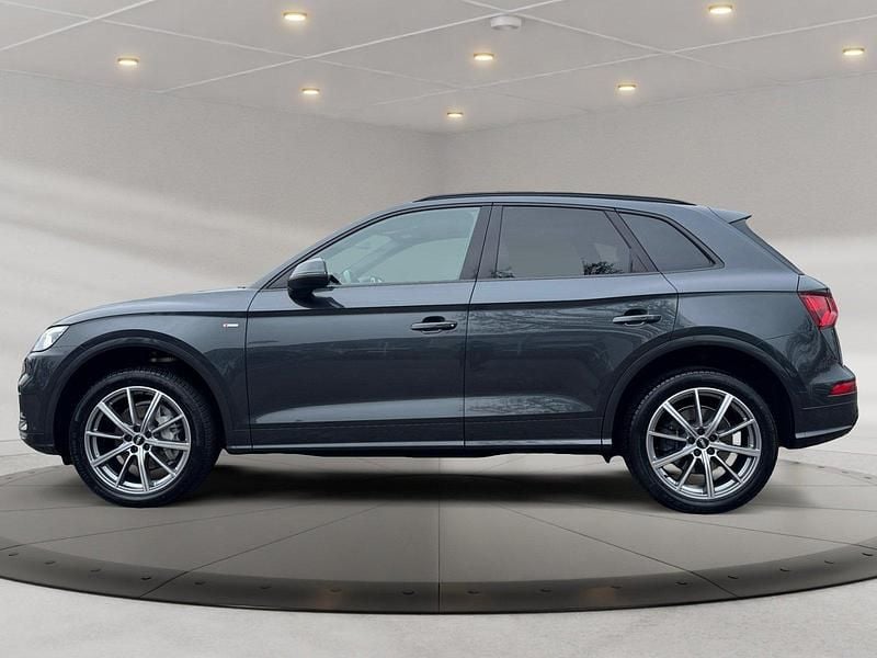 Gebraucht Audi Q5 S-Line 190 PS (139 kW) 2020 Manhattangrau metallic SUV