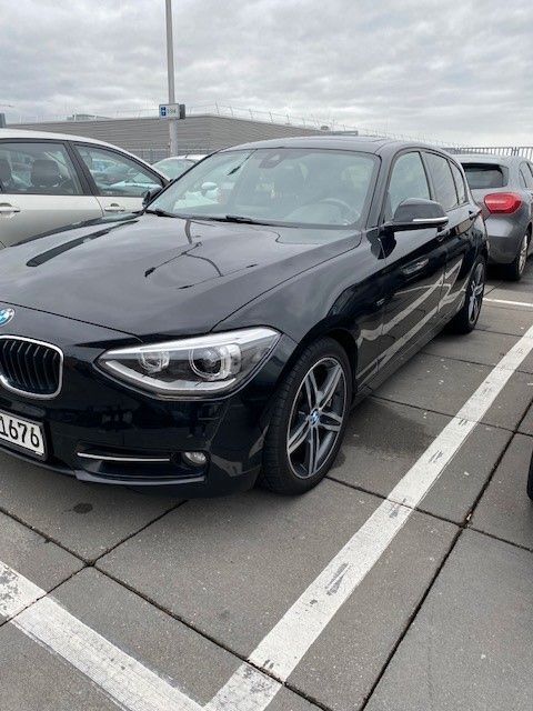 Gebraucht BMW 120 Sport Line 184 PS (135 kW) 2011 Schwarz Kleinwagen
