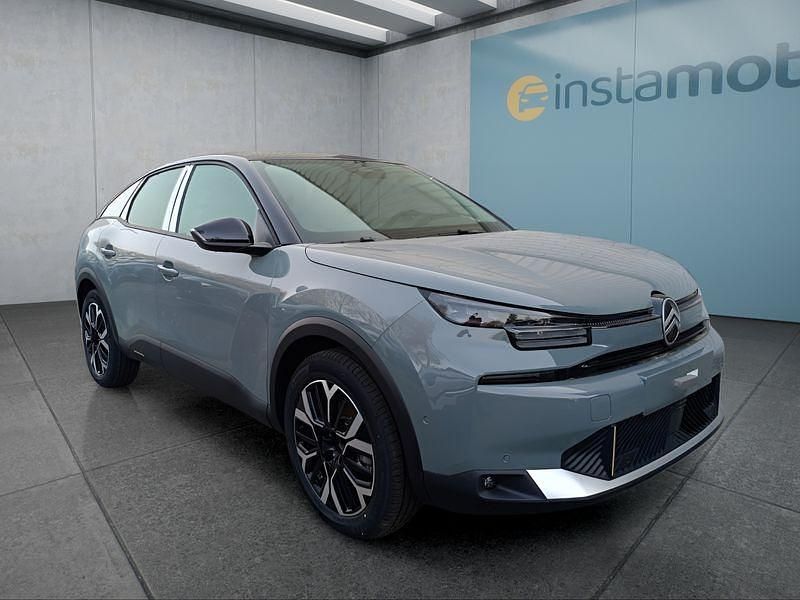 Neu Citroën C4 PureTech 131 PS (96 kW) 2025 Grün SUV