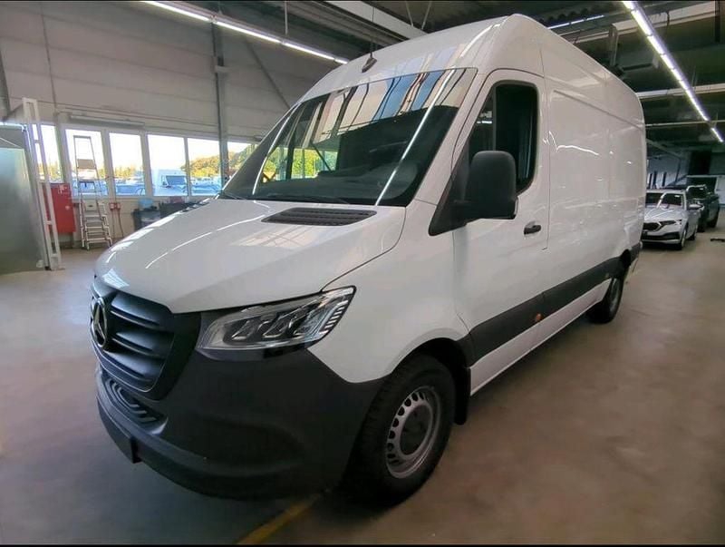 Weiß Gebraucht 2021 Mercedes Sprinter Van | 34.990 € (Guter Preis) - Bild 1/4