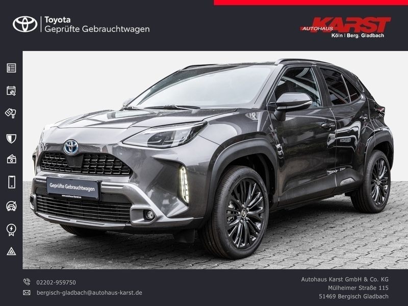 Grau Gebraucht 2024 Toyota Yaris Cross SUV | 28.850 € (Teuer) - Bild 1/4