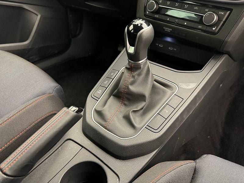 Gebraucht Seat Ibiza FR 110 PS (80 kW) 2023 Midnight schwarz metallic Kleinwagen