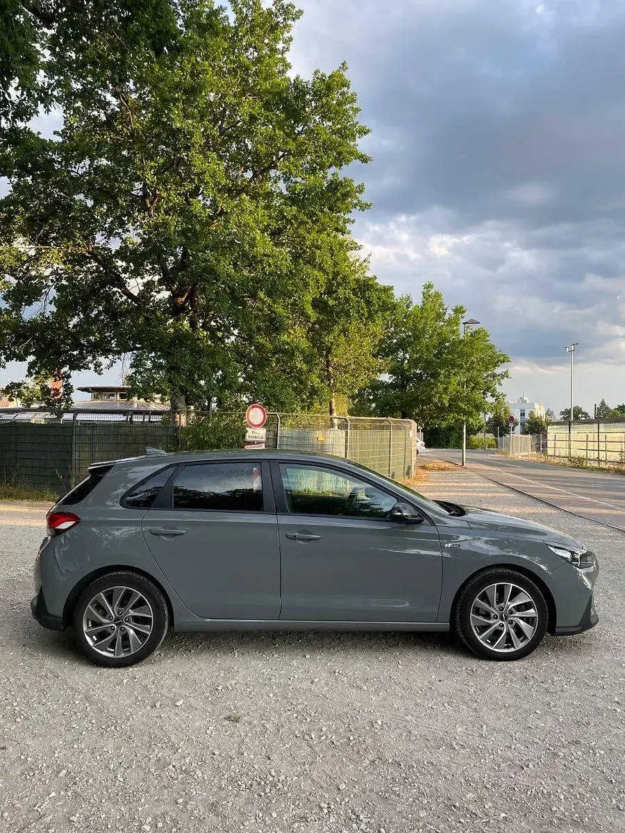 Gebraucht Hyundai i30 N Line 120 PS (88 kW) 2019 Grau Limousine