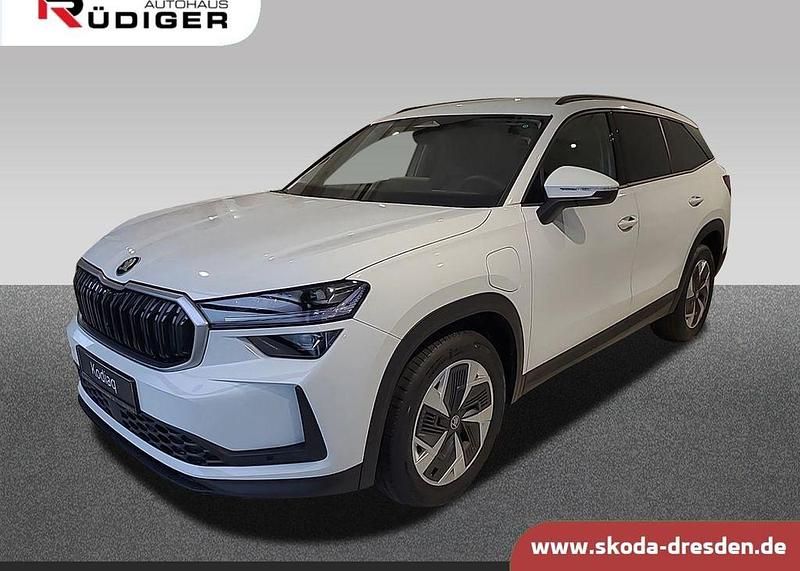 Weiß Neu 2025 Skoda Kodiaq Selection SUV | 46.950 € (Teuer) - Bild 1/4
